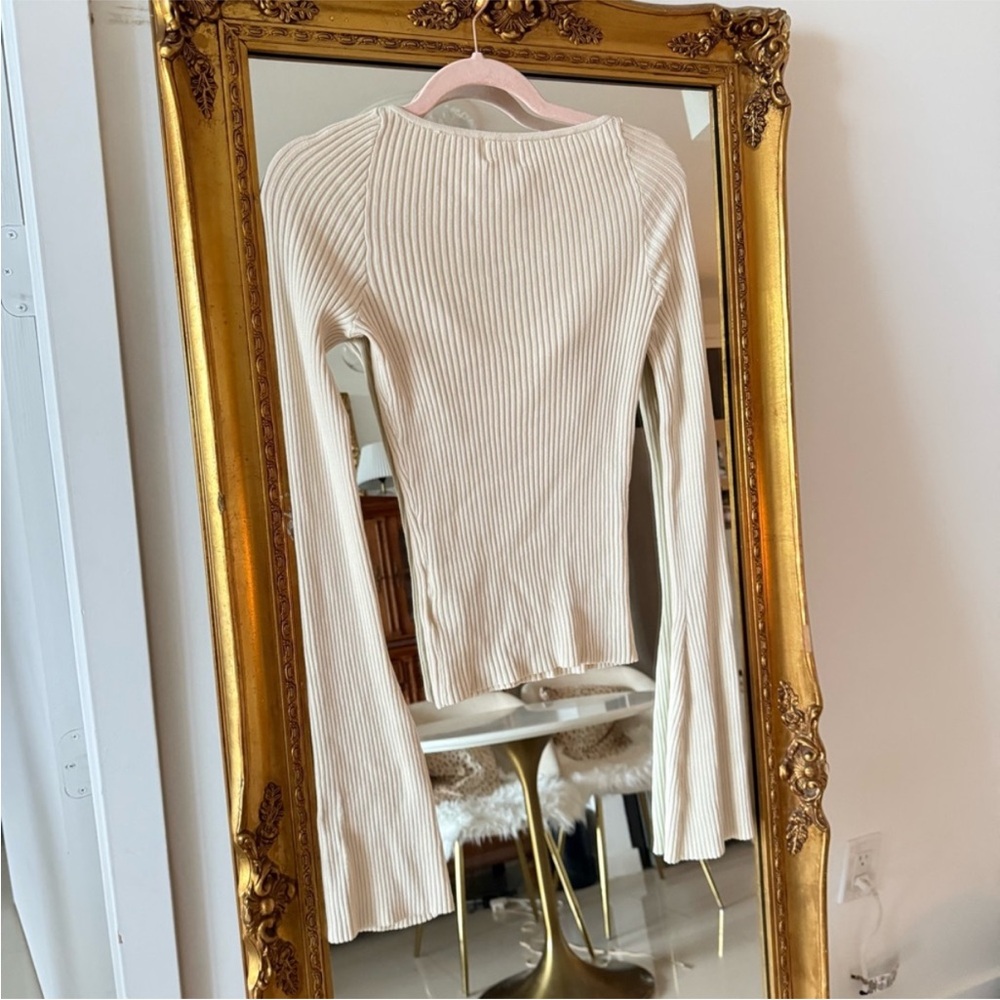H&M Top - Picture 2 of 5